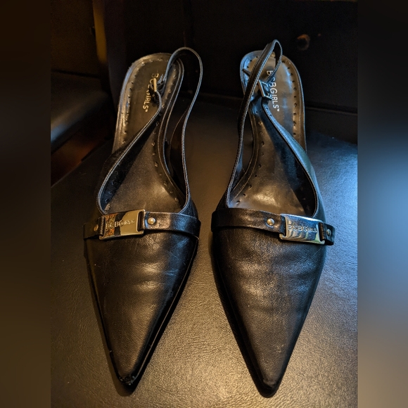 Bcbgirls black slingback low heel leather shoes - Picture 2 of 3